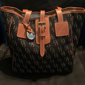 Dooney & Bourke Purse